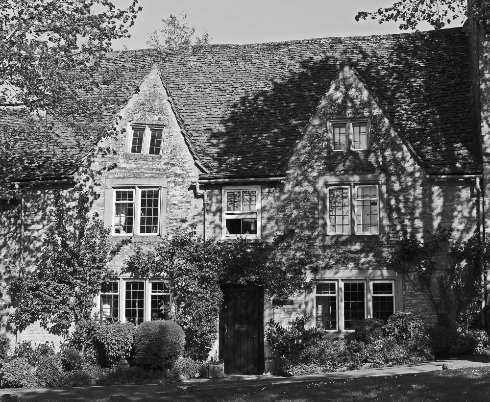 Crooked House, Burford, Oxfordshire